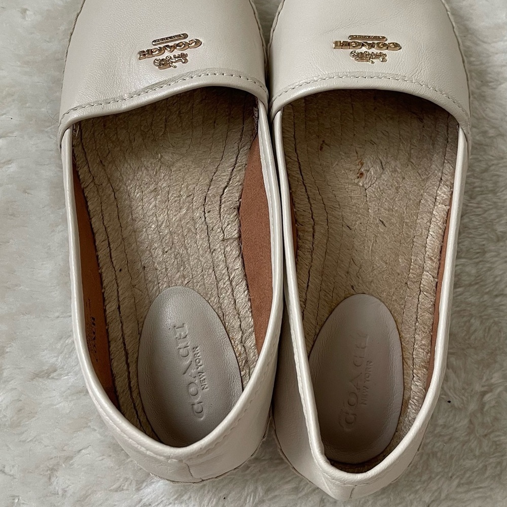 Coach Rhodelle Espadrille Flats
Coach Women's Off-White Espadrilles - Picture 10 of 10